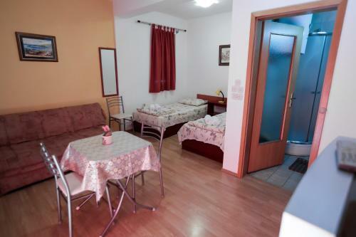 Hostal Bakal Apartments