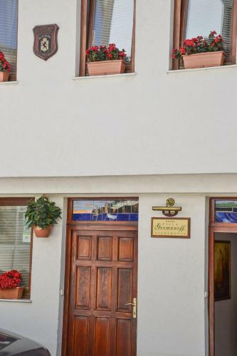 Hostal Germanoff House