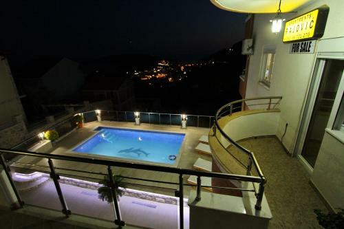 Apartments Rajovic
