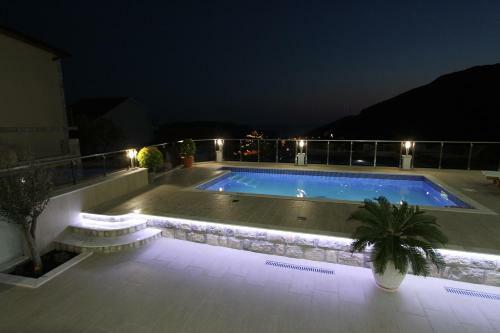 Apartments Rajovic