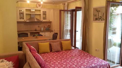Apartment Villa La Perla