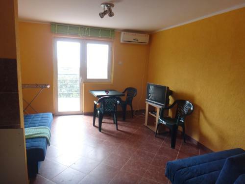 Apartment Malevik