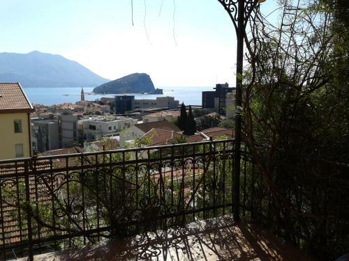 Hostal Apartmani Vila Marija