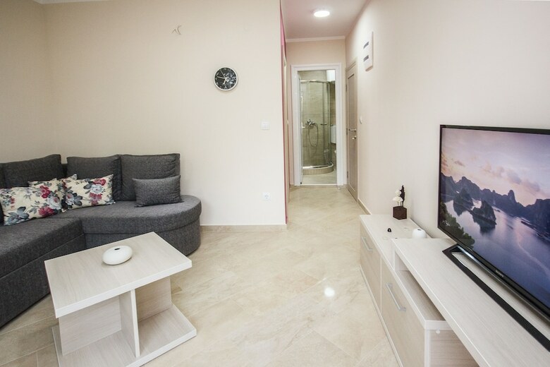 Apartments Piano