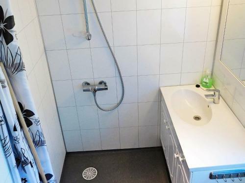 Holiday Home S�rb�v�g III