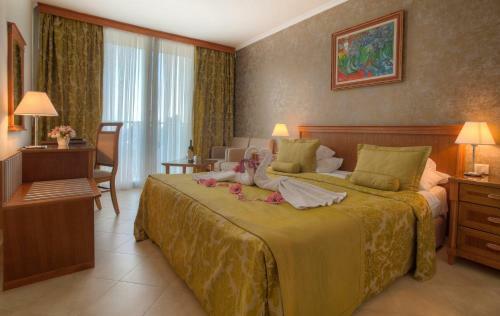 Mediteran Hotel & Resort