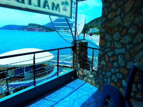 Malibu Apartments