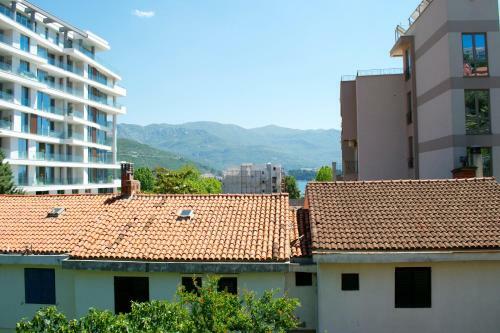 Apartments Luka