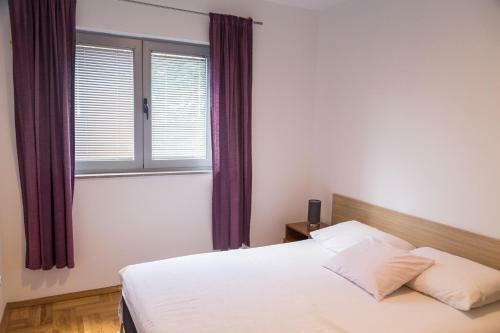 Apartments J & M