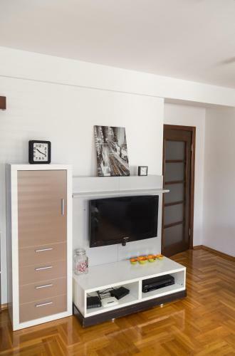 Apartments J & M