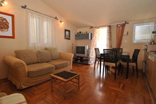Rossa Apartments