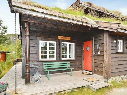 Three-bedroom Holiday Home In Hovden 1