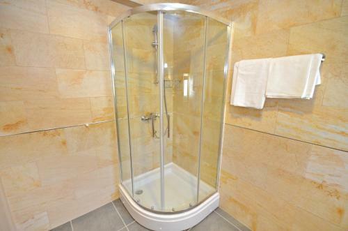 Hostal Villa Velzon Guesthouse