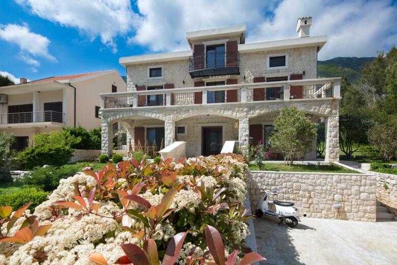 Hostal Palazzo Banicevic Luxury Rooms