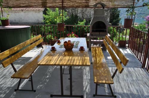 Apartments Popovic-risan