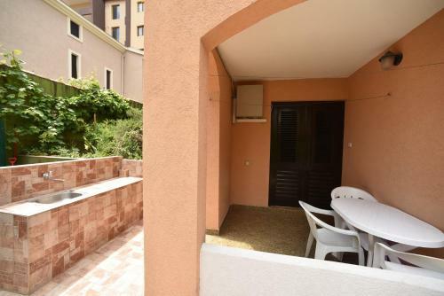 Hostal Mg Apartment