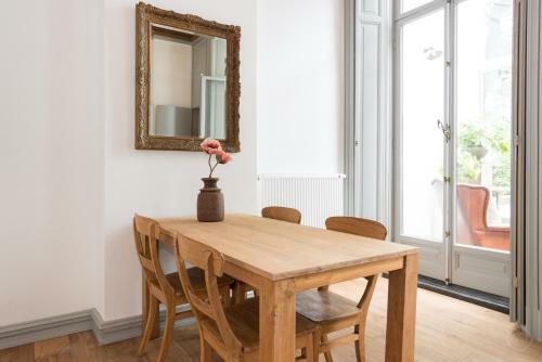 Domstad Apartments