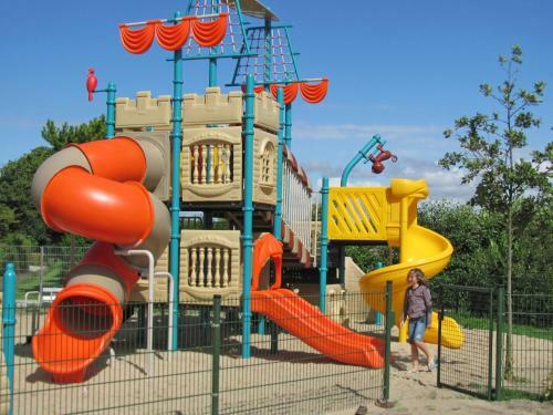 Holiday Home Bungalowparck Tulp & Zee.5