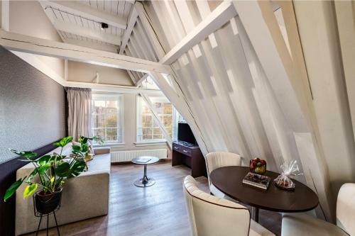 NH Collection Barbizon Palace Apartments