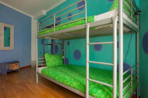 Albergue Ericeira Surf Camp