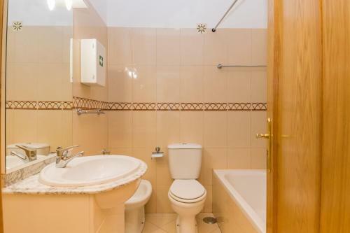 Apartamento Akisol Quarteira In III