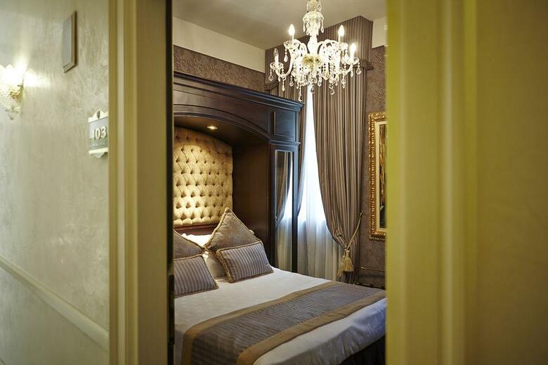 Hotel Palazzo Paruta
