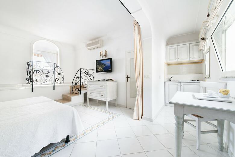 Hotel Villa Flavio Gioia