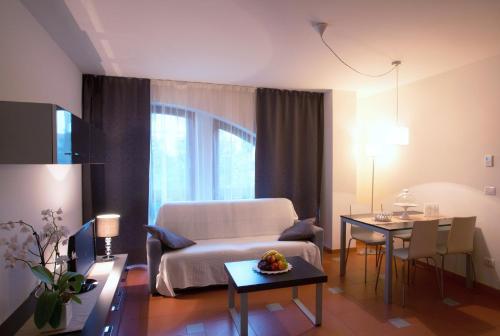 Residencia Aparthotel Lacroma