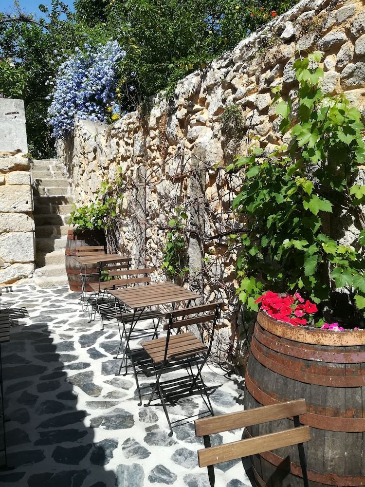 Hostal Portfolio Guest House