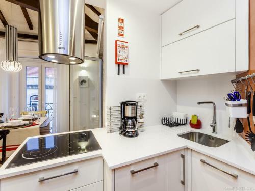 Carmo Chiado Deluxe Apartment