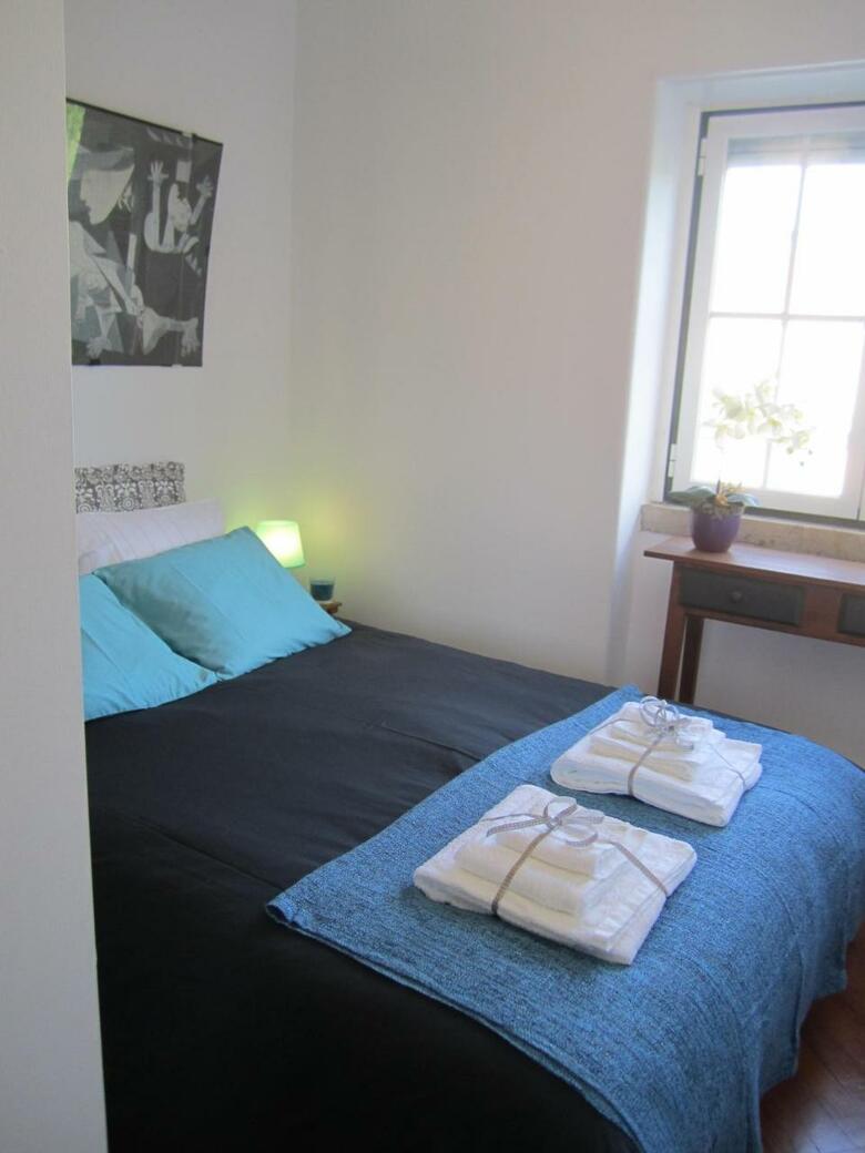 Hostal Alvalade II Guest House