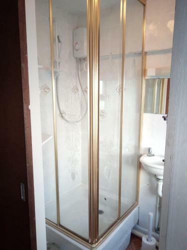 Hostal Poldhu Guest House