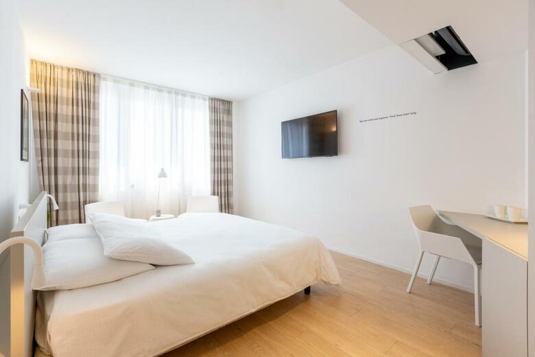 Hotel Lago Di Garda