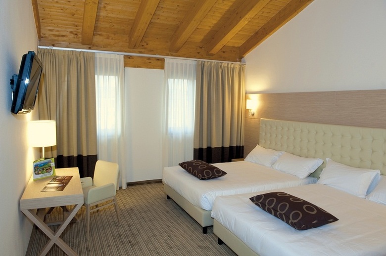 Hotel Parchi Del Garda