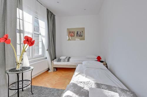 Old Town Apartments Apartinfo