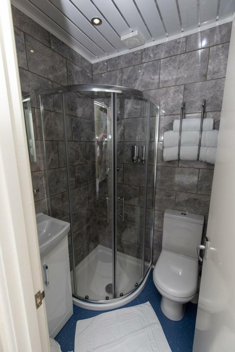 Hostal California Guest House
