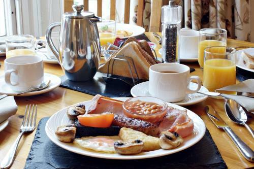 Hostal Bronte Guest House