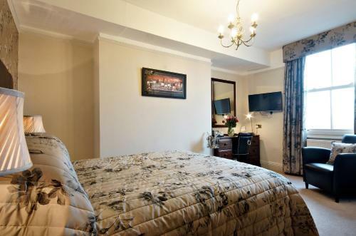 Hostal Bronte Guest House