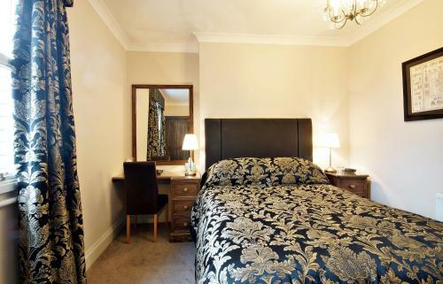Hostal Bronte Guest House