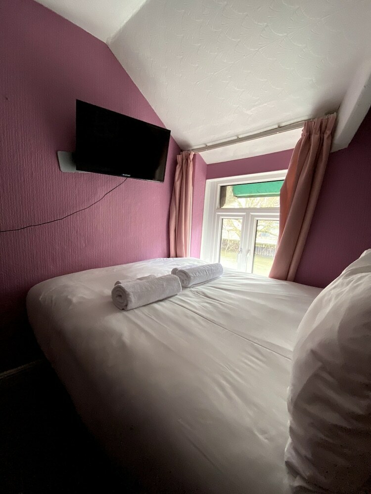 Hostal Anchorage Guest House