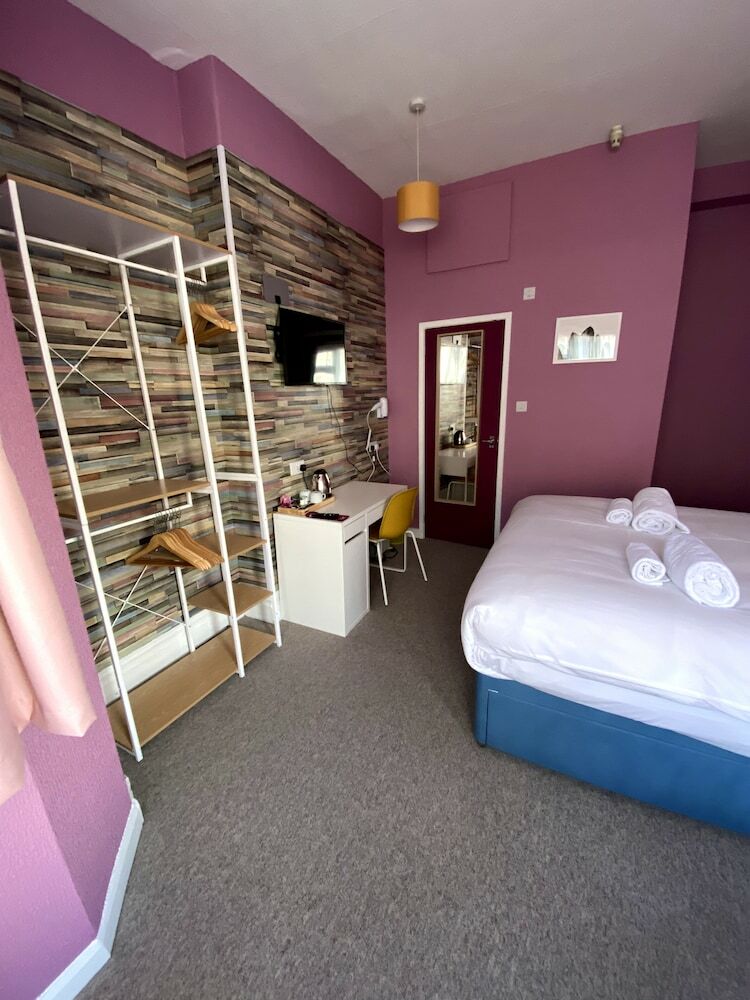 Hostal Anchorage Guest House