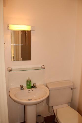 Hostal Lantern House