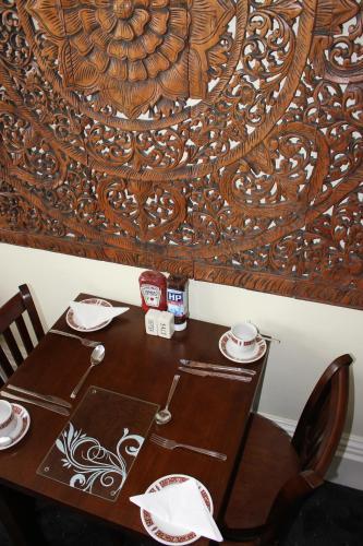 Hostal The Elmfield