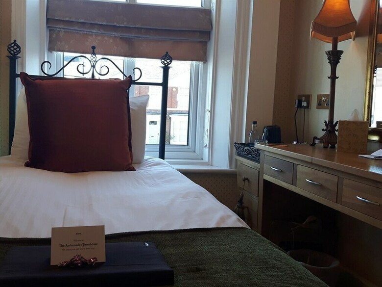 Hostal The Ambassador Townhouse