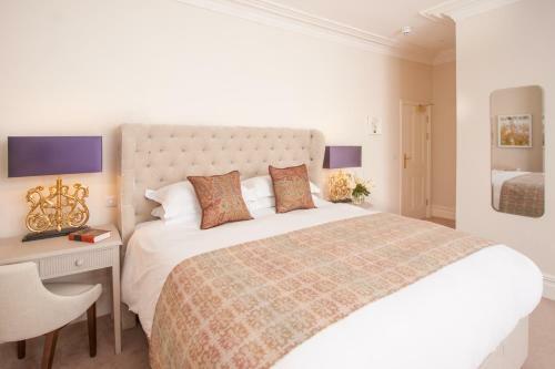 Hostal The Charm Brighton Boutique Hotel & Spa