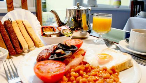 Hostal The Paragon - Guest Accommodation