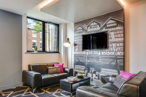 Aparthotel Roomzzz Chester City