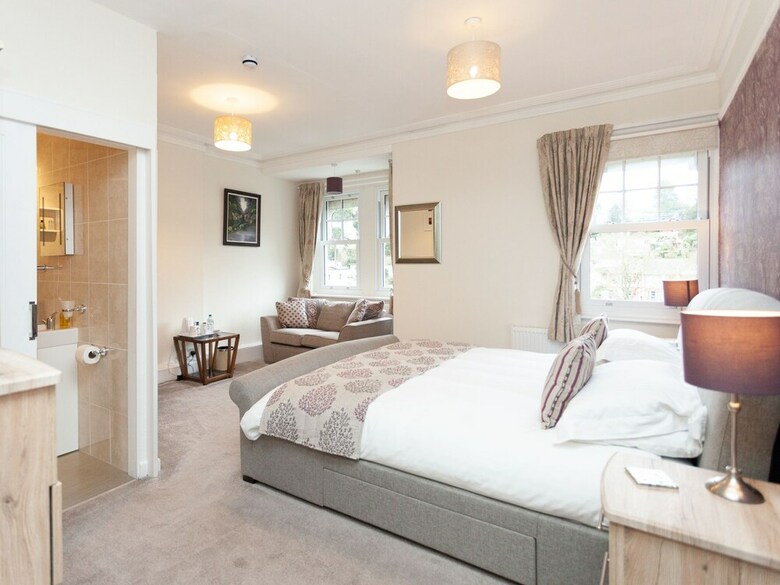 Hostal The Ravenswood B&B