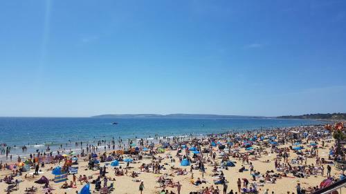 Hostal Boscombe Reef Hotel
