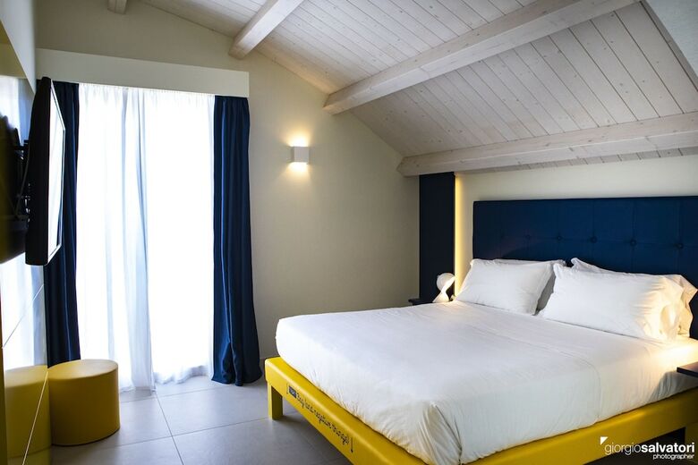 Hotel Trevi